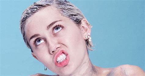 Miley Cyrus Nude Uncensored Photos